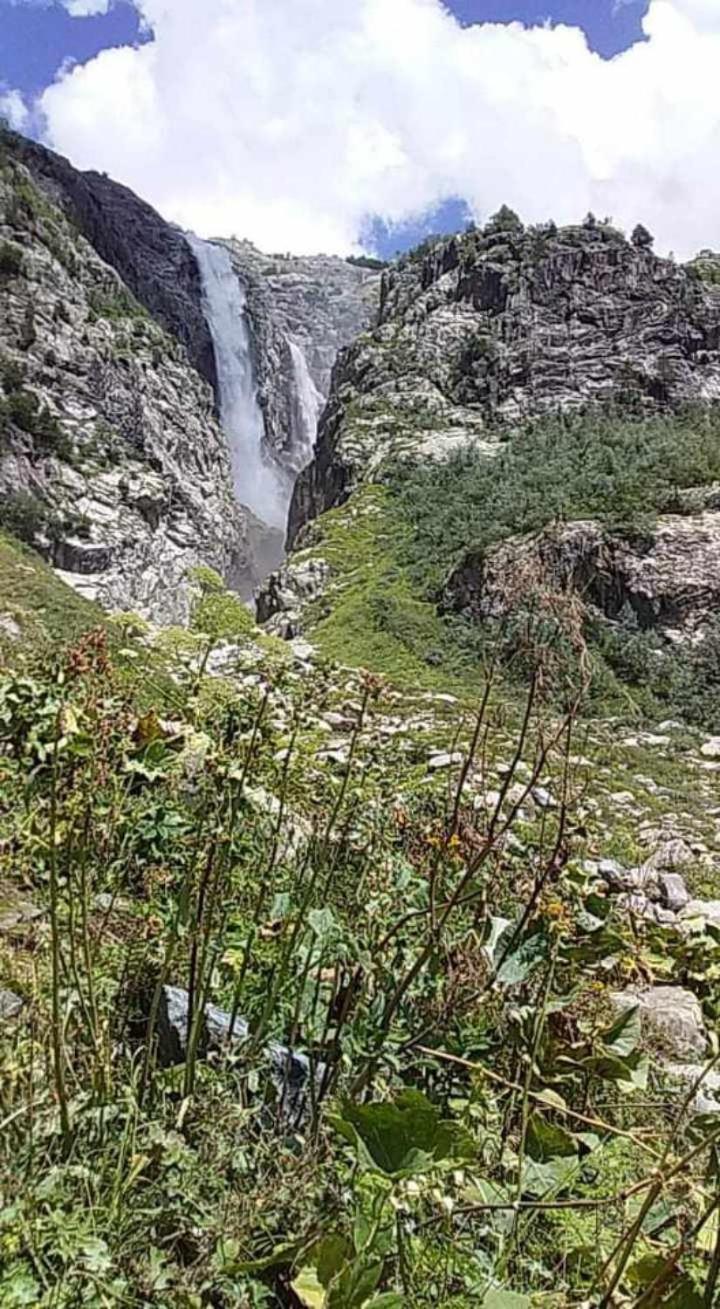 Guest House-Waterfall Chokhuldi Екстериор снимка